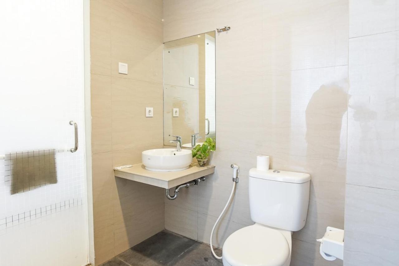 Hotel Royal Manado Extérieur photo