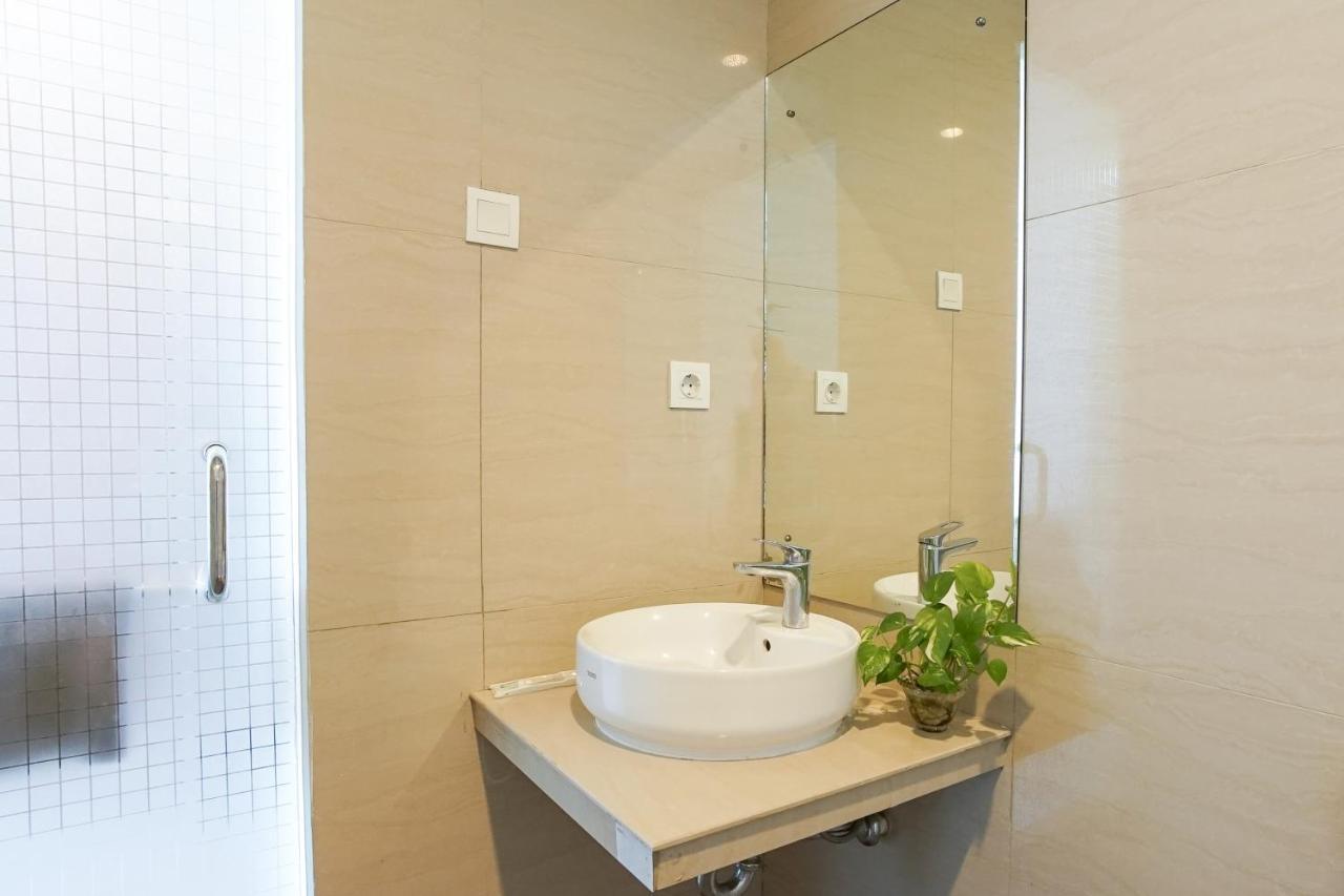 Hotel Royal Manado Extérieur photo